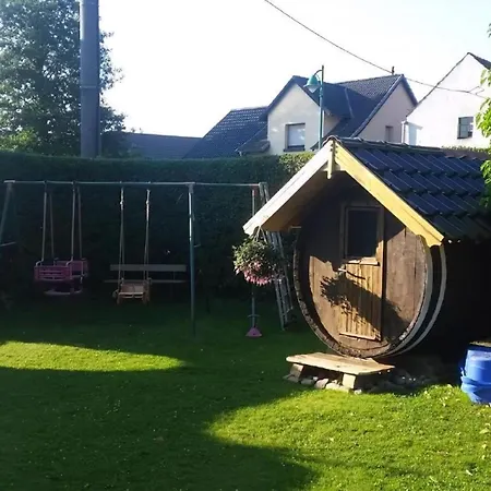 Tolles In Gehren Mit Garten, Terrasse Und Grill *